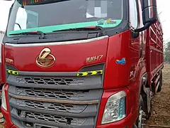18年东风柳汽 乘龙H7 9米6苍栏 玉柴首付6万