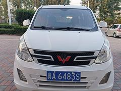 五菱 宏光 2015款 宏光V 1.2 手动 实用型7-8座