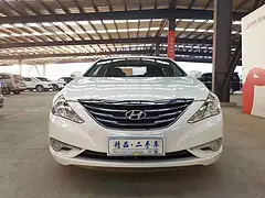 现代 索纳塔 2013款 第八代索纳塔 2.0 手自一体 领