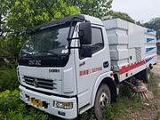 转让沪牌扫路车，洗扫车，吸尘车
