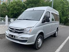 大通V80 2018款 2.5T 手动 精英版短轴中顶5-6