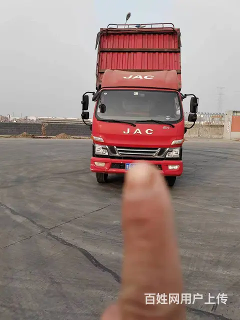 转让18年8月4.2米江淮骏铃高栏货车 全车原版的图片