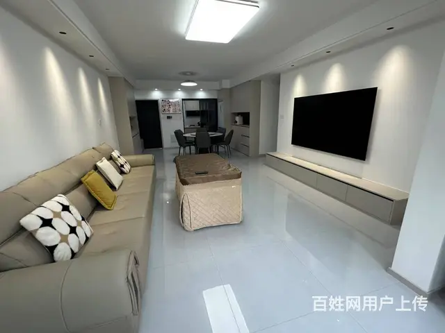 新玉阳中学旁墨韵澜庭电梯中层，精装三房两厅两卫的图片