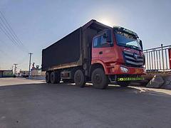 19年欧曼平板自卸车，箱长8.2米，康机400