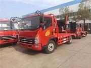 重汽豪曼云内130马力平板车 拖8吨挖机板车