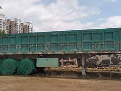 13米二手侧翻自卸半挂车 带原车手续  原车轮胎