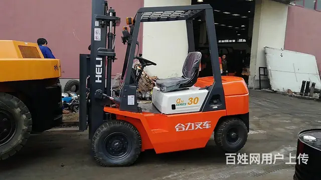 二手合力3吨柴油叉车，二手杭州3吨叉车送货上门的图片