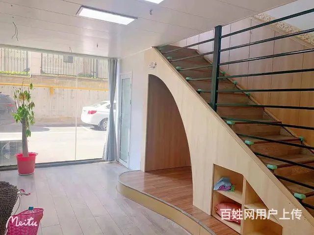 位置优越 人流量大 无行业限制 随时可以前来实地考察看店的图片