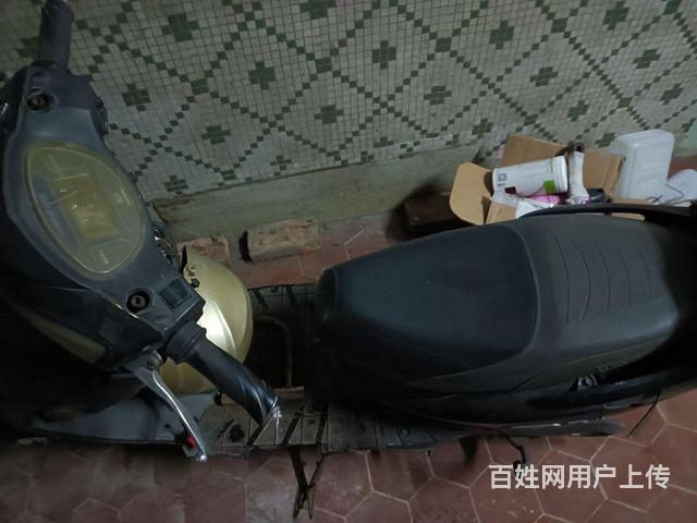 急出电动车的图片