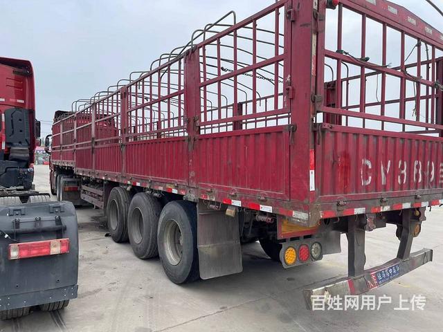 刚到二手13米高低板花篮半挂车 中集华骏 轻体车的图片