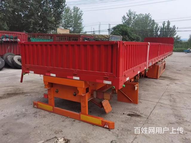 库存13米标箱侧翻半挂车 锦州哪里买？的图片
