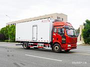 解放J6L精英版高顶双卧6.8米长途运输冷链车分期付款价格超