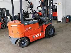 合力2吨全电动叉车，九成新仓储3吨二手叉车带侧移