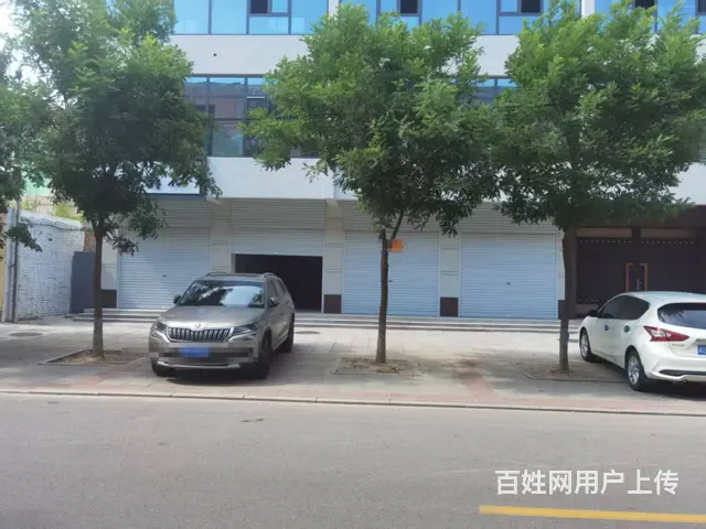 位置优越 附近人流量大 生意好做 交通便利的图片