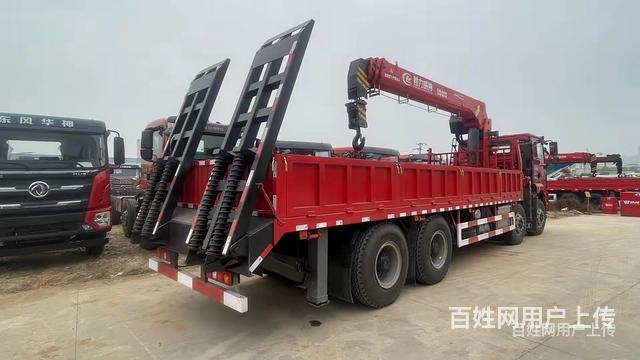 四桥国六三一14吨拖挖机随车吊 不超重上户无忧的图片