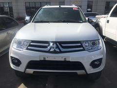 三菱帕杰罗劲畅 2013款 3.0L 自动 四驱