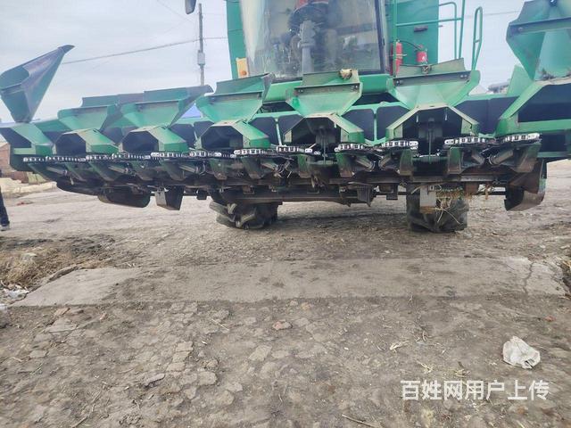 19年卡佩罗玉米割台带底刀的图片