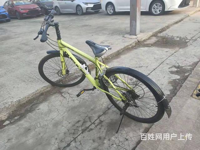 100元出售山地自行车