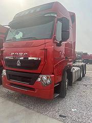 21年二手豪沃T7H牵引车 460马力 双驱 国五