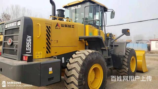 宝鸡长期专业出售徐工铲龙工铲车，车多价便宜，有需要就来的图片