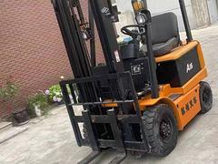 堆高搬运仓库电动环保新能源小二手叉车1.5吨2吨3