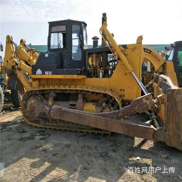 平顶山转让二手推土机 二手山推SD22原装推土机的图片