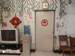 三室两厅 物业费用低 整套出租 陪读学生优先