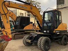 底价急转二手挖掘机轮挖劲工75质保一年 全国包送