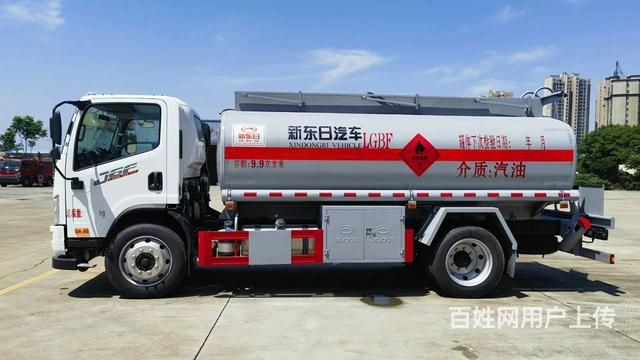 解放5吨8吨油罐车5月大活动免运费的图片