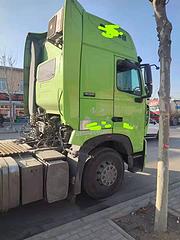 出售双驱轻体二手豪沃牵引车 国五540马力原版车况