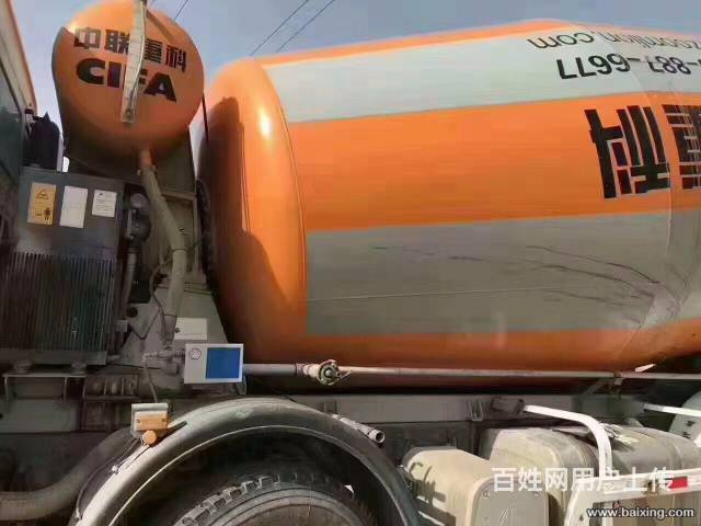 14年的豪沃大12方罐车,国四,手续全,原版车