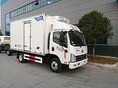 解放4米2肉钩冷藏车小型厢式鲜货冷藏车多少钱