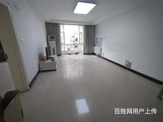 龙源湖公园对面  市政府家属院一楼的图片