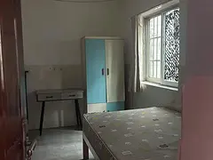 岗顶地铁口附近有单间一房一厅可日租短租长租设备齐全拎包入住