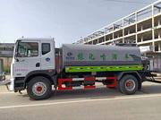 厂家直销一批洒水车，可分期包上户包送到包售后无忧