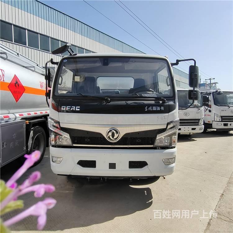 东风福瑞卡8吨油罐车8.5方9.75方加油车