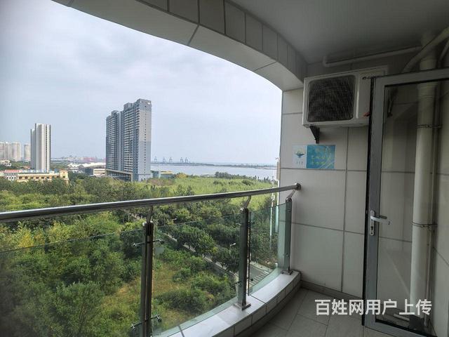 面朝大海春暖花开，海景房急售的图片