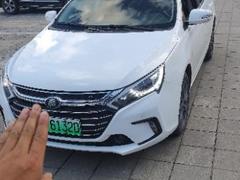比亚迪 秦 2018款 1.5T 双离合 智联尊贵型
