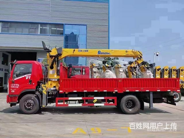 国六东风单桥6.3吨-8吨随车吊 特价大量现车供应的图片