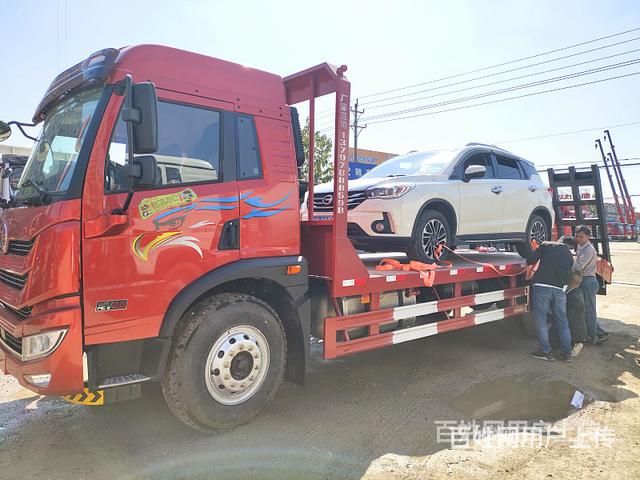 龙V2.0国六6.8米单桥拖板车 厂家直销价格的图片