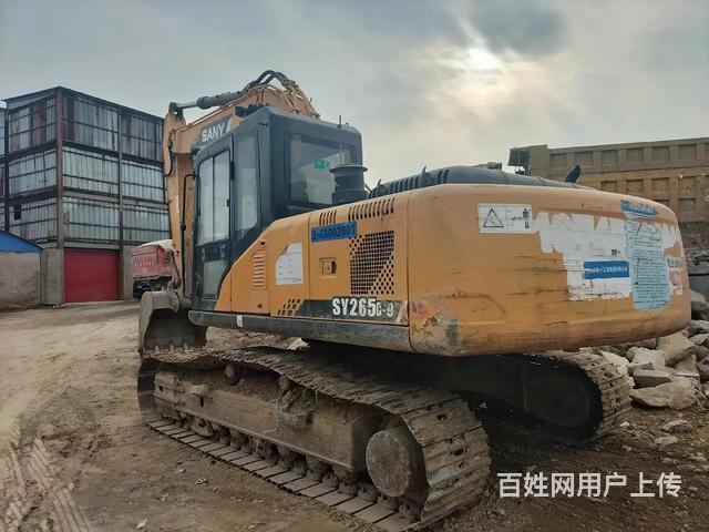 三一重工215个人挖掘机