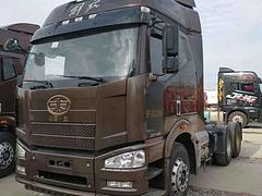 出售17年二手解放牵引车 国五双驱 460马力
