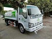 五十铃8方洒水车