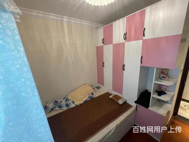 东风湖风光金茂湖与树 恒大御景湾 电梯中层三房精装 拎包入住的图片