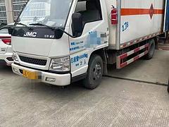 二手江铃危险品厢式货车 手续齐全低价转让