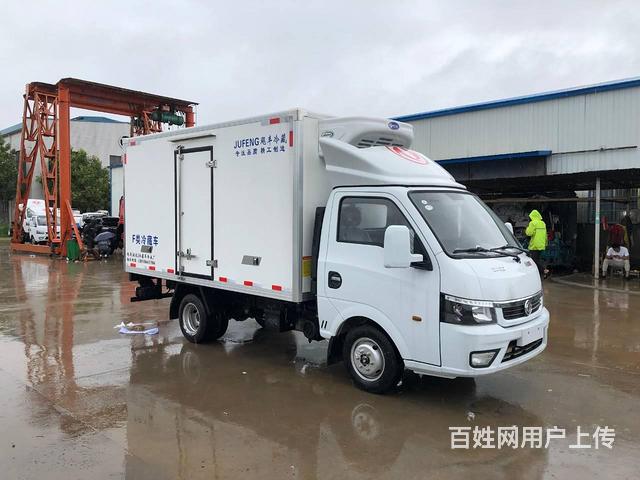 东风途逸t5q35米柳机112马力冷藏车