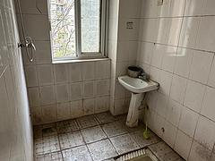 三室一厅房屋出租