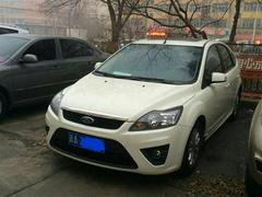 福特福克斯两厢 2011款 1.8L 自动 两厢轿