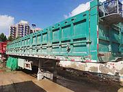 13米二手侧翻自卸半挂车 广东富华桥 整车自重轻