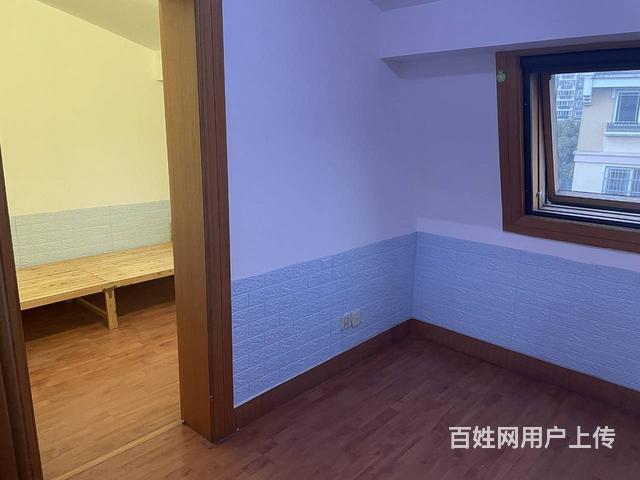长江花园独立房间出租350的图片